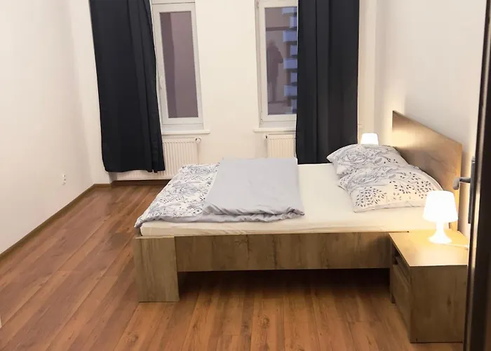 Plac Klasztorny * 웨그니차